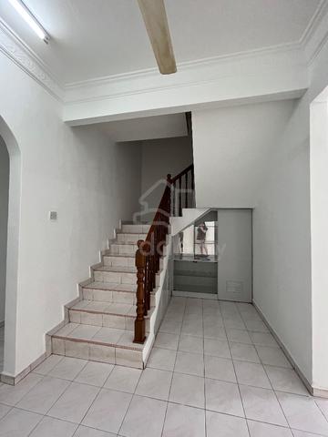 2 Sty House at Bdr Pengkalan Indah Ipoh 3