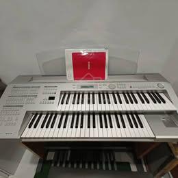 Yamaha Electone Stagea Elb-01 - Music Instruments for sale