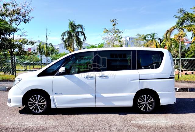 Nissan Serena 2.0 Full Loan (8K cash back) - 5