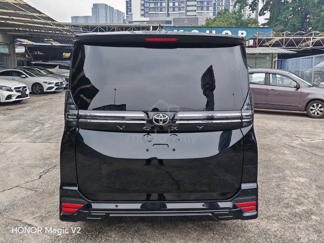 2025 Toyota Voxy 2.0 SZ with HUD 360 CAMS GRD 5A - 5
