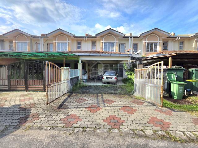 Facing Open !!! Double Storey Taman Sutera Kajang 1
