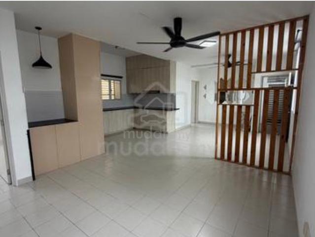 Eristana Townhouse 1