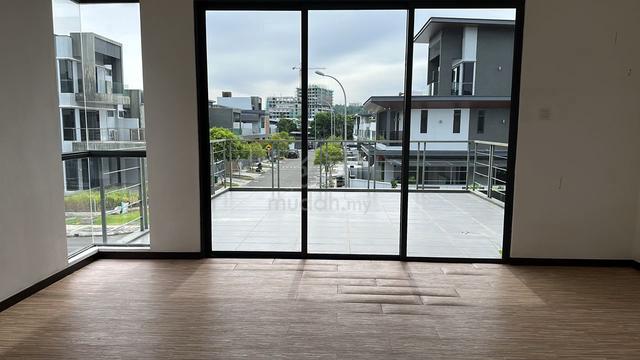 Casablanca Residence / 3 Storey / New Unit / Kolombong / Inanam / KK 1