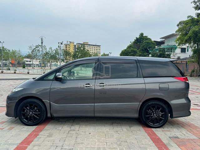 2011 Toyota ESTIMA 2.4 TOYOTA HOME THEATRE SOUND - 4