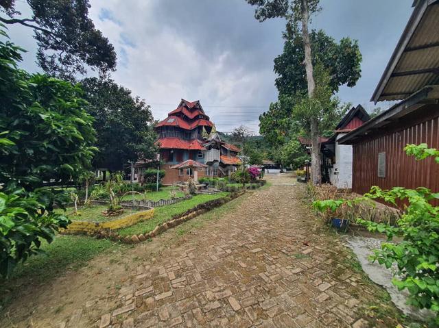 LAND WITH BUILDING FOR SALE at Sepang, Selangor 1