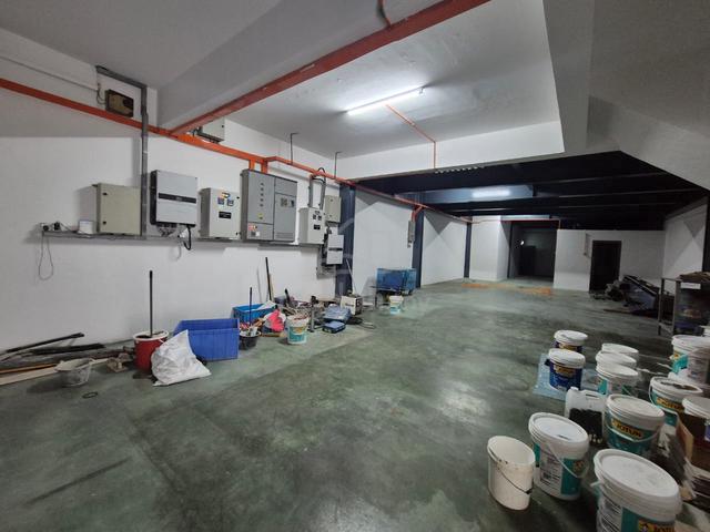 Diamond Valley 2-Storey Factory / Warehouse For Rent 1