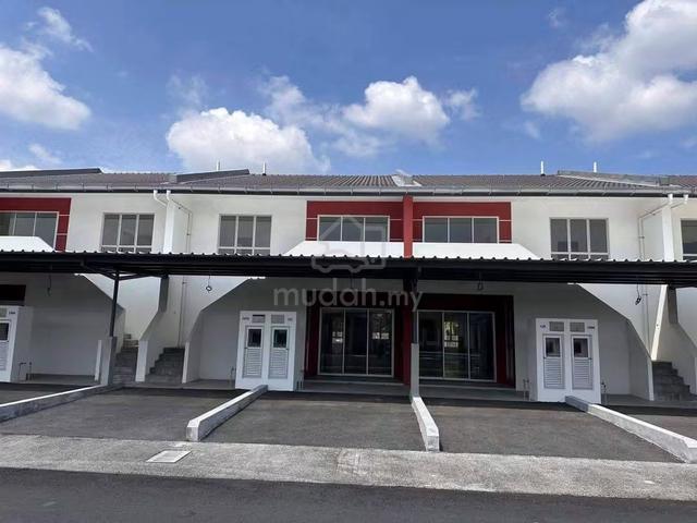 Inang Townhouse Bandar Bukit Raja Brand new For Rent 1