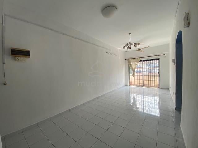 Sri Kenari Apartment 1