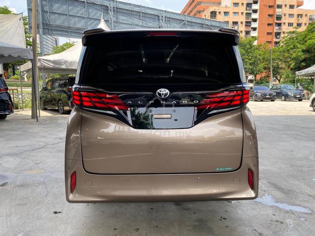 2024 Toyota ALPHARD 2.5 Z GOLD Moonroof 5A 7K-Km - 5