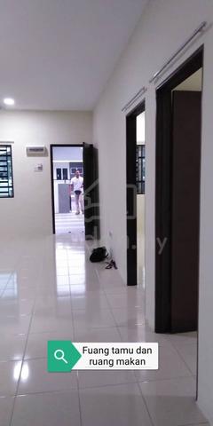 Rumah Semi- Duntuk dijual 5