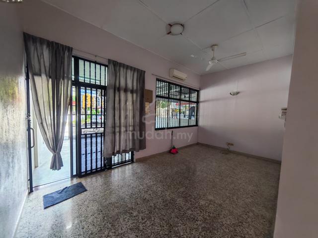 Lip Sin Single Terrace Renovated ,Pekaka, Food Court,USm 1