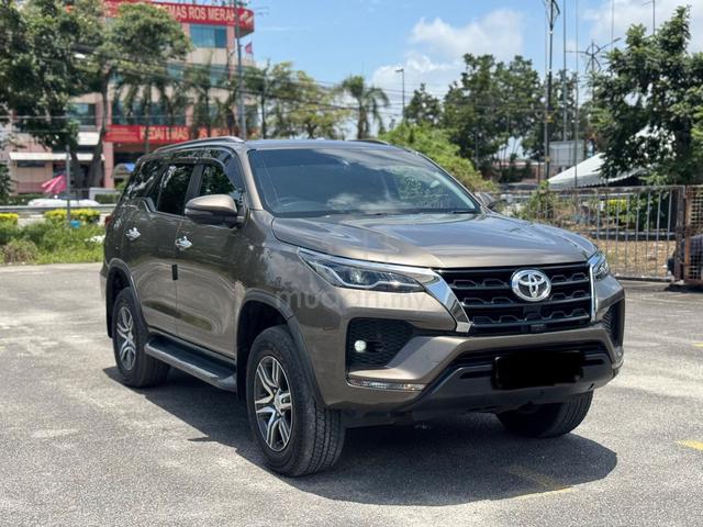 2023 Toyota FORTUNER 2.4 VRZ MY21 (A) - 1
