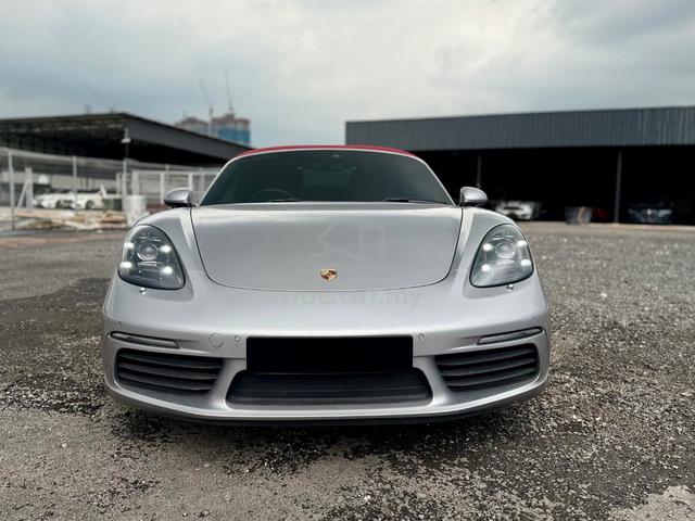 2018 Porsche 718 2.0 BOXSTER, PDLS+ 20rim, S/Chron - 2