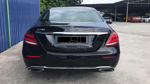 2016 Mercedes Benz E200 AVANTGARDE 2.0 (loan kedai - 4