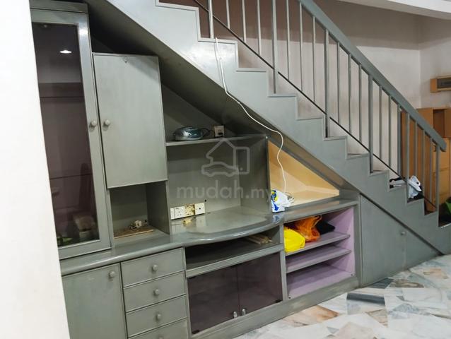 house rent at kepong nice area 4