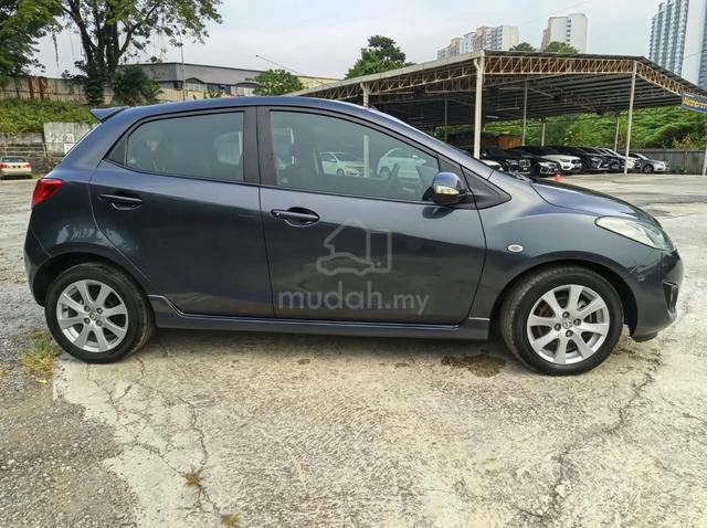 2014 Mazda 2 1.5 VR Hatchback Low Mileage - 4