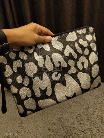 Carousel Image Selected