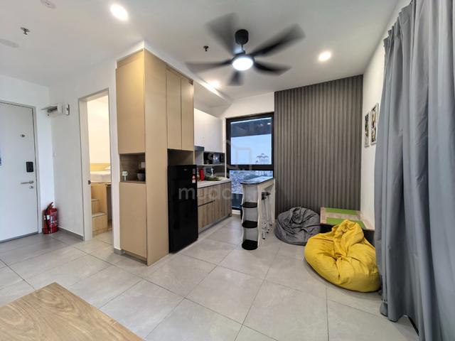 YOLO Signature Suites 1