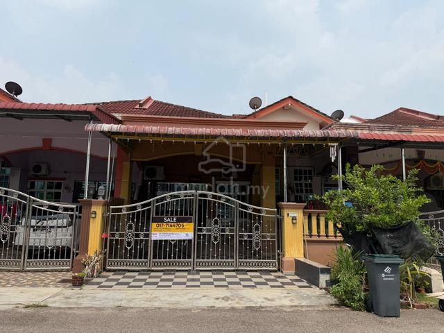 Nonbumi taman mesra chaah segamat single storey terrace house for sale 1