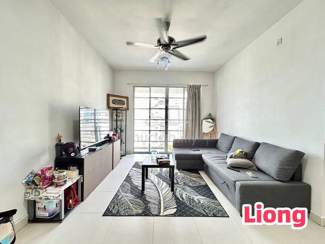 D'Larkin Residence 1