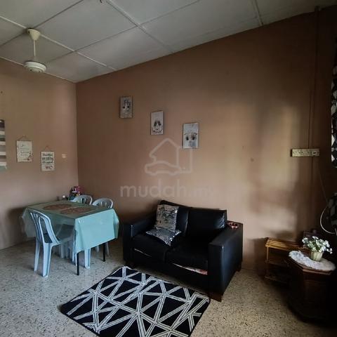 *Taman NLFCS, LUKUT (Small Room For Rent) * 1