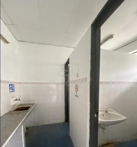 1.5-Storey HUGE link Factory @ Taman Cheras Jaya, Balakong 1