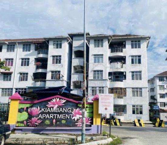 Kiambang Apartment 1