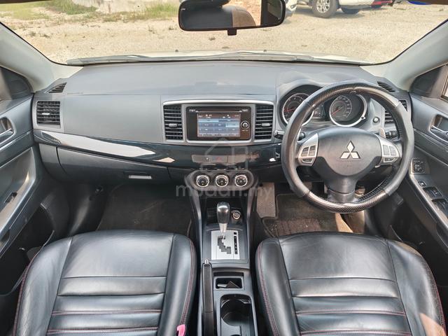 2014 Mitsubishi Lancer 2.0 GT Facelift Like New - 3