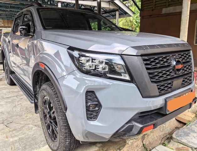 2023 Nissan Navara 2.5 Pro-4X AT 4WD Full Spec - 1