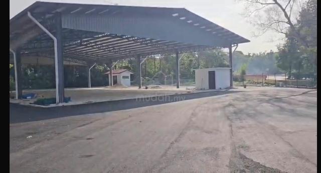 For rent Commercial Land  in. Sri kembangan 1