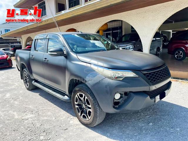 Toyota Hilux 2.8G 4X4 Auto 2016 - 3