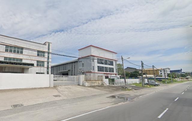 For Sale : Detached factory @ Kampung Subang 1