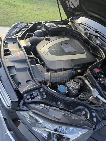 Mercedes Benz E300 3.0 V6 (Not Hybrid) - 5