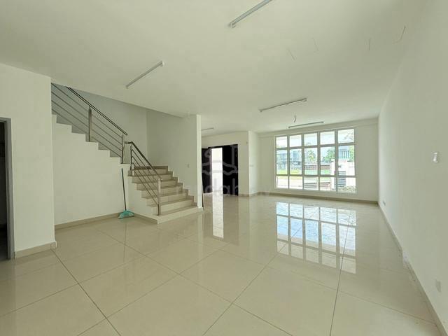 Mutiara Bestari 3 Storey Cluster House 5bed Skudai Johor Bahru 1