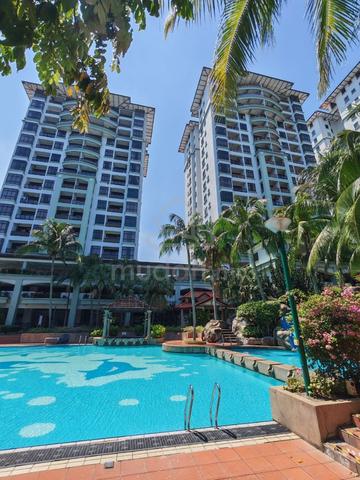 Costa Mahkota 1