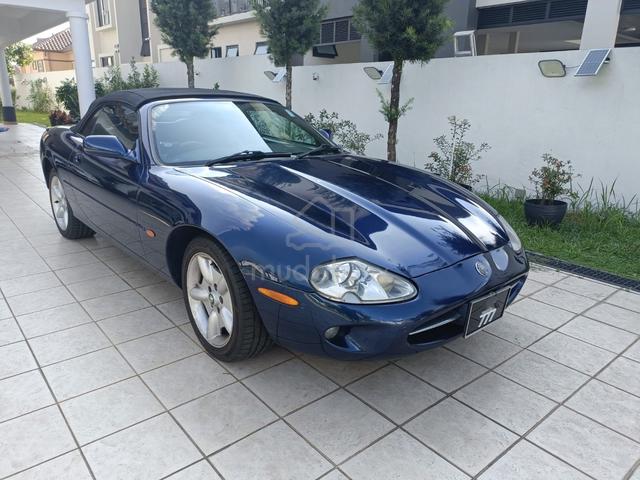 1996 Jaguar XK8 4.0 (A) - 2