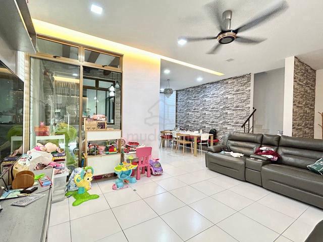Caranday Park Setia Tropika 2storey cluster house for sales 35x70 1