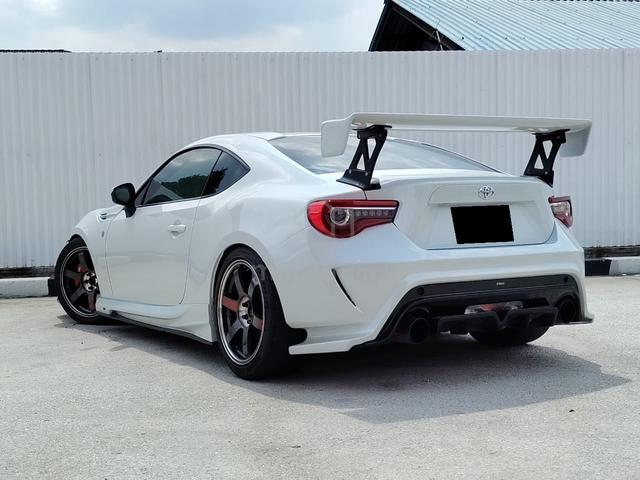 2018 Toyota 86 2.0 VARIS KIT BREMBO GT WING 1 OWR - 2