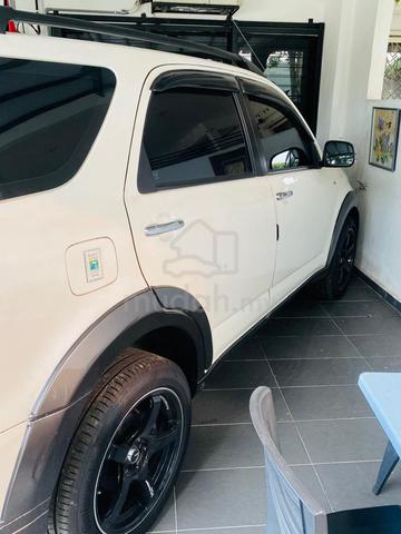 2013 Toyota RUSH 1.5 S F700RE FACELIFT (A) - 3