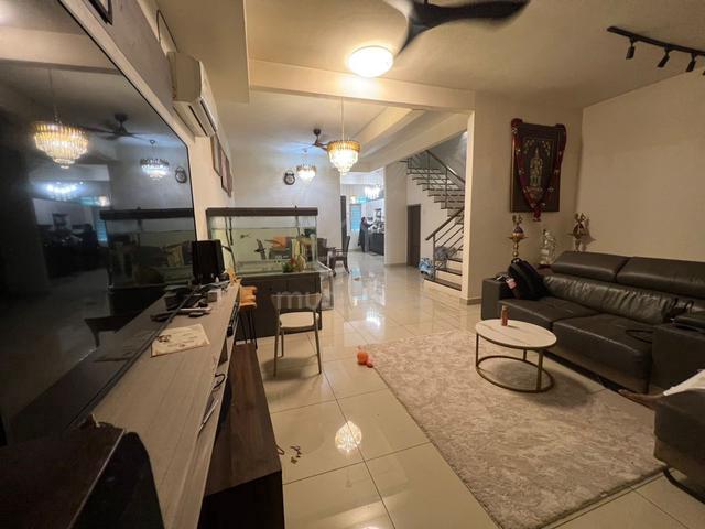Triple storey house at Balik Pulau 1