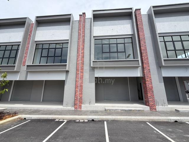 [ Groundfloor+New ]  Shoplot ,Village Square ,Gamuda Gardens ,Rawang 1