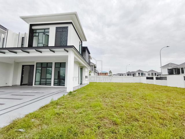 [Extra Land 30] Corner Lot Last 3 Units Semi-D Concept Near Nilai KLIA 1