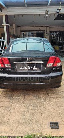 2005 Honda CIVIC 1.7 VTEC (A) - 4