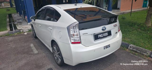 2011 Toyota PRIUS 1.8 (HYBRID) ZVW30R-AHXEBW (A) - 4