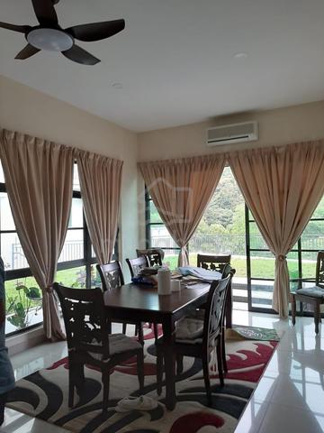 3 Storey BUNGALOW BLUE SKY RESIDENCE Selayang, Actual, PART/Furnished 1