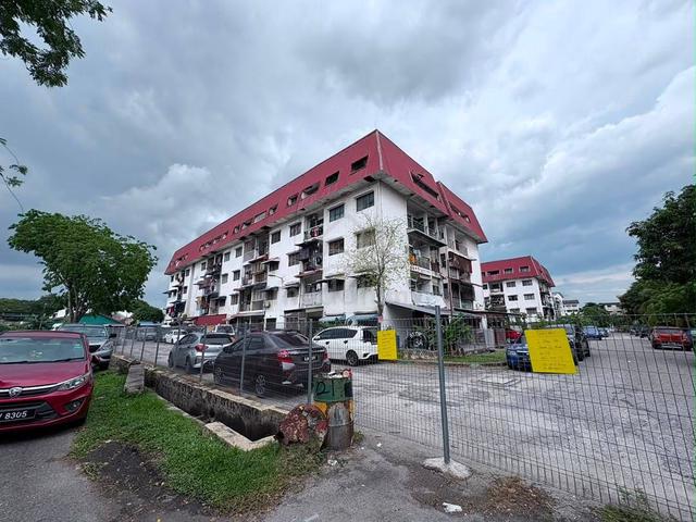 Freehold + Ground Floor Apartment House Seksyen 25 1