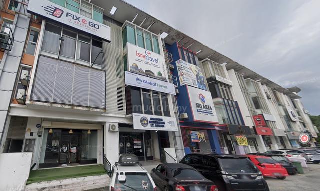 Facing Mainroad Corner Shop, 4 Storey Bandar Baru Bangi, Bangi 1
