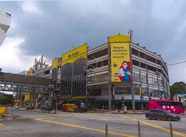 Kedai Untuk di Lelong di KM Plaza, Jalan Tuanku Munawir, Seremban 1
