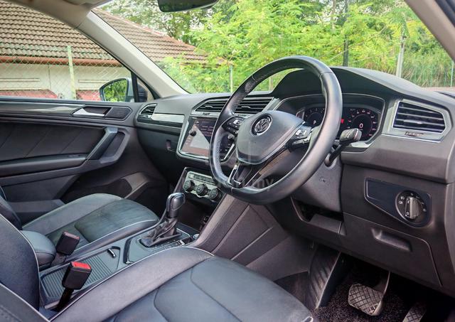 2020 Volkswagen TIGUAN HIGHLINE 1.4L Premium Grade - 3