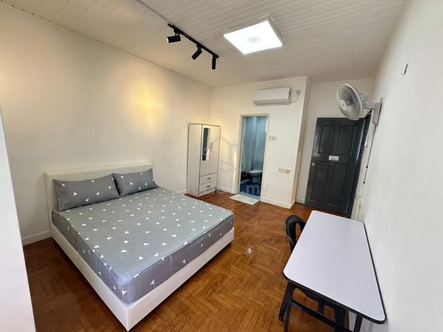MasterRoom Near Hospital Pulau Pinang Free Parking & Wifi Ready Movein 1